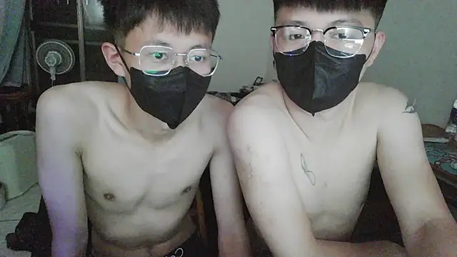 zhu000000 online show from 11, 4, 2026