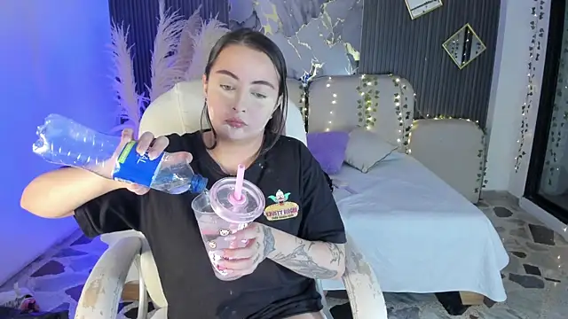 SarahCastro1  online show from 10, 1, 2026