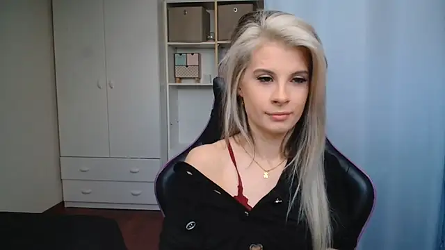 KristineGlow online show from 29, 5, 2026