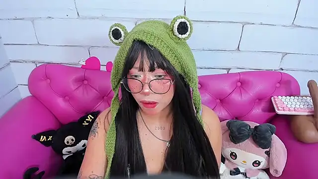 SafiroAgataaa online show from 15, 11, 2025