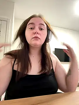 SoniaNovara online show from 2, 12, 2025