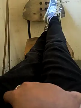 bigdick lickingexpert08 online show from 23, 2, 2026