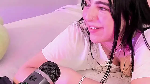 Camila Matinez  online show from 21, 3, 2026