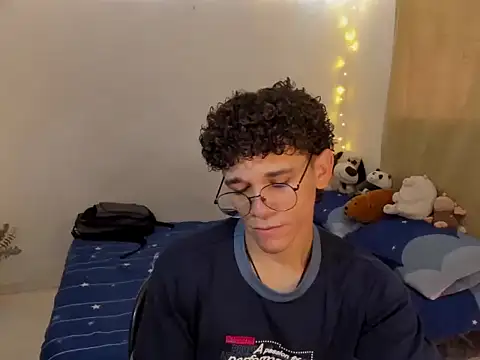 Tom Blues online show from 10, 11, 2025