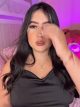 Snapshot of Emiily_Moore1 chatting on 1, 10, 2025 Emiily Moore1 online show from 1, 10, 2025