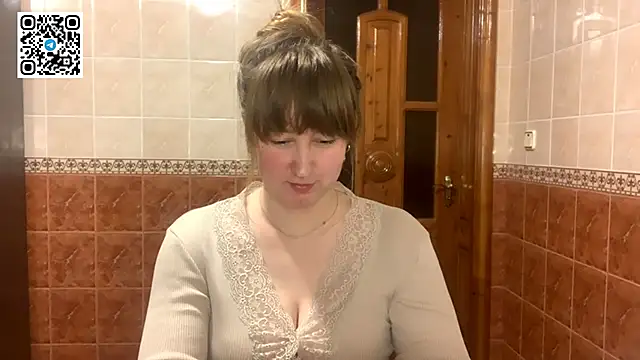 MaroonMoon  online show from 21, 12, 2025