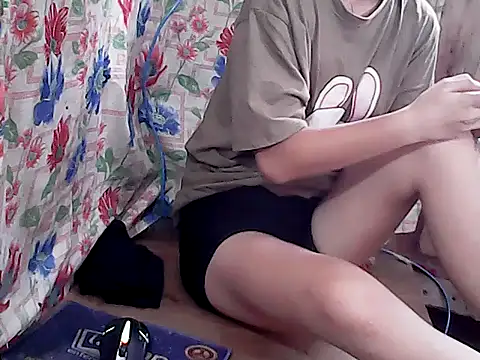 Snapshot of pinay-momm1682 chatting on 26, 4, 2026 pinay-momm1682 online show from 26, 4, 2026