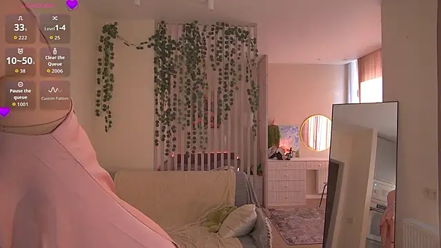Snapshot of sofiapurex chatting on 5, 5, 2026 sofiapurex online show from 5, 5, 2026