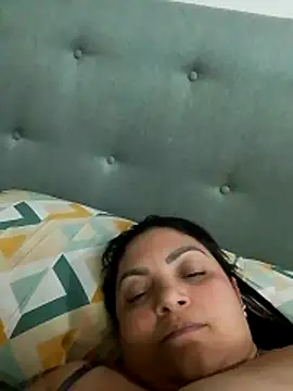 tiffany Johnson1 online show from 5, 11, 2025