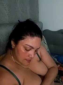 tiffany Johnson1 online show from 7, 2, 2026