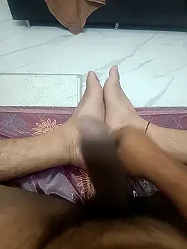 Snapshot of bobby3374 chatting on 13, 12, 2025 bobby3374 online show from 13, 12, 2025