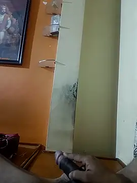 Snapshot of bobby3374 chatting on 20, 12, 2025 bobby3374 online show from 20, 12, 2025