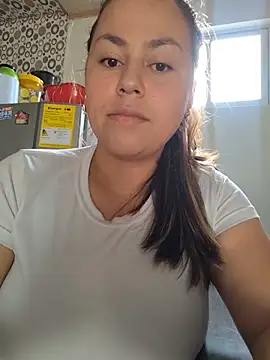Snapshot of camila-titis chatting on 7, 6, 2026 camila-titis online show from 7, 6, 2026