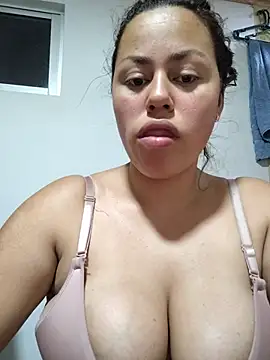 Snapshot of camila-titis chatting on 25, 7, 2026 camila-titis online show from 25, 7, 2026
