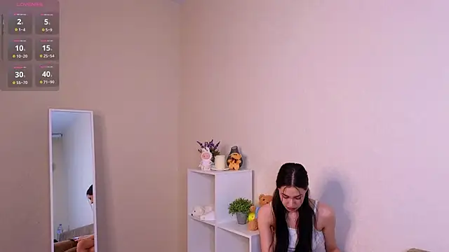 miacuteeee online show from 24, 10, 2025