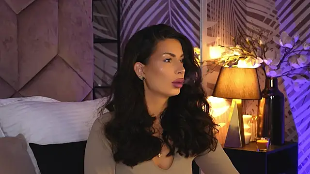 EvaRhea online show from 7, 11, 2025