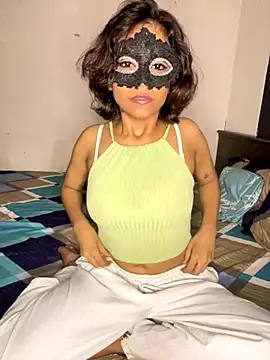 Snapshot of SIZZLER_1100 chatting on 10, 10, 2025 SIZZLER 1100 online show from 10, 10, 2025
