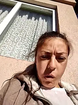 LenaBloomy online show from 2, 11, 2025