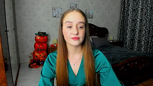 SabrinaCandi online show from 4, 11, 2025