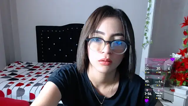 Snapshot of Coraline_Playful chatting on 15, 9, 2025 Coraline Playful online show from 15, 9, 2025