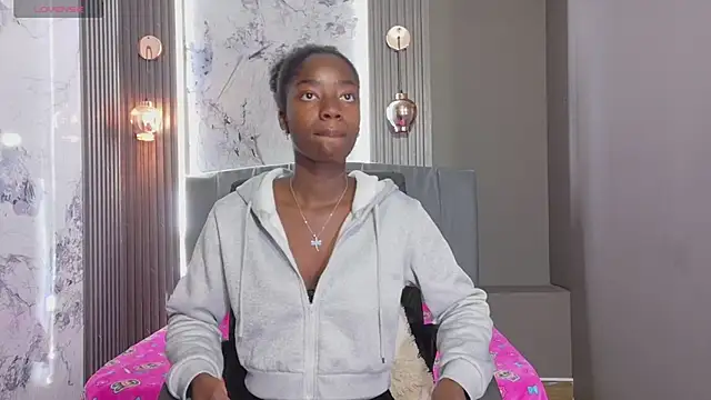 Snapshot of katia_green1 chatting on 12, 2, 2026 katia green1 online show from 12, 2, 2026