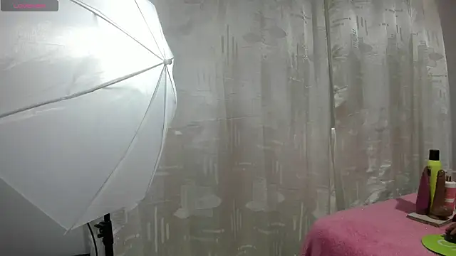 Snapshot of Stannlyy chatting on 11, 10, 2025 Stannlyy online show from 11, 10, 2025