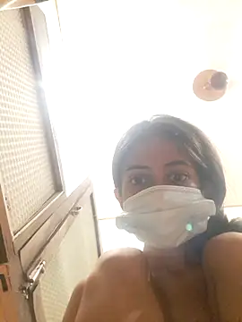 Evneet27 Saavu online show from 8, 9, 2025