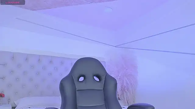 BritanyBrown  online show from 13, 4, 2026