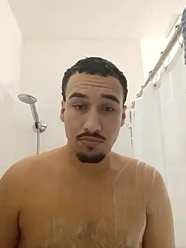 Jadriel23 online show from 8, 10, 2025