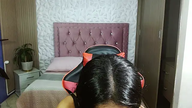Snapshot of emily_rz1 chatting on 25, 4, 2026 emily rz1 online show from 25, 4, 2026
