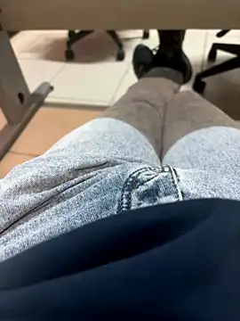 Snapshot of bogerkek chatting on 29, 10, 2025 bogerkek online show from 29, 10, 2025