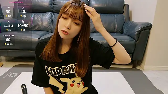 Snapshot of SoRa_056 chatting on 2, 10, 2025 SoRa 056 online show from 2, 10, 2025