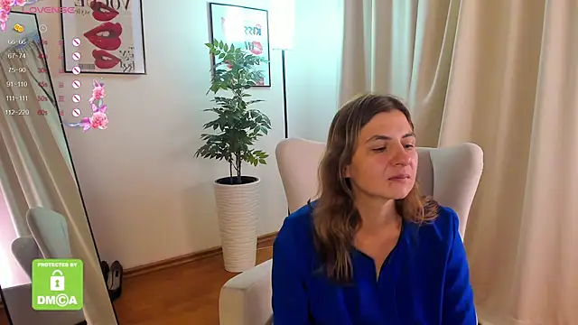 Snapshot of GraceGree chatting on 12, 9, 2025 GraceGree online show from 12, 9, 2025
