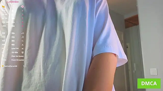 JuliannaWenger online show from 29, 10, 2025