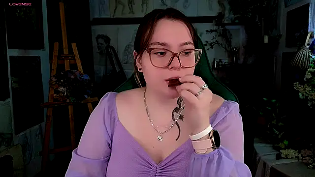KatrinClark online show from 8, 9, 2025