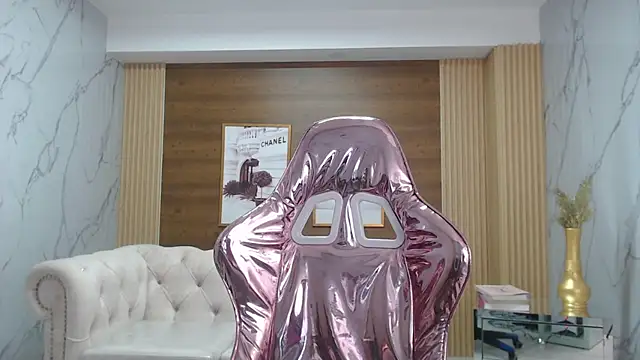 Snapshot of sara_lopez_s chatting on 13, 3, 2026 sara lopez s online show from 13, 3, 2026