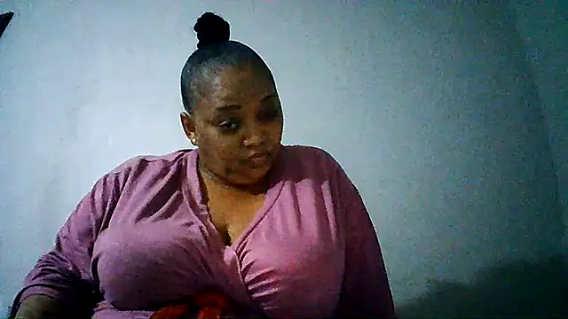 Yellobonepussy online show from 26, 9, 2025
