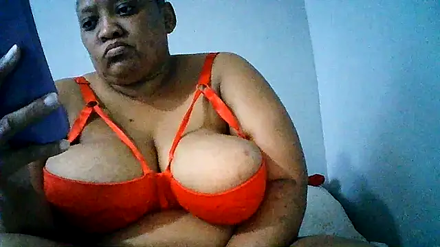 Yellobonepussy online show from 30, 9, 2025