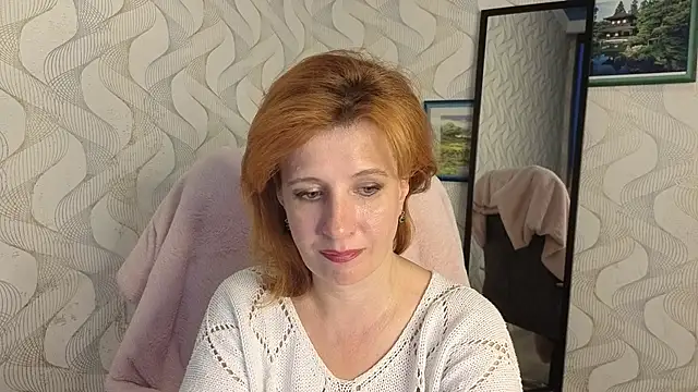 Snapshot of Elannaria chatting on 17, 9, 2025 Elannaria online show from 17, 9, 2025