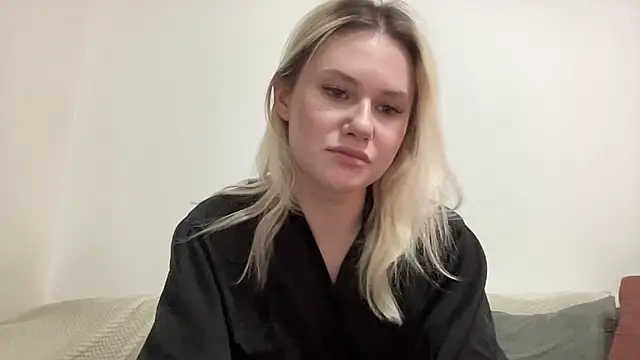 ElaraLuxxxe online show from 26, 11, 2025