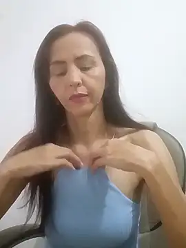 Snapshot of zaira_spice chatting on 26, 4, 2026 zaira spice online show from 26, 4, 2026