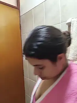 GabyMontenegro online show from 3, 4, 2026