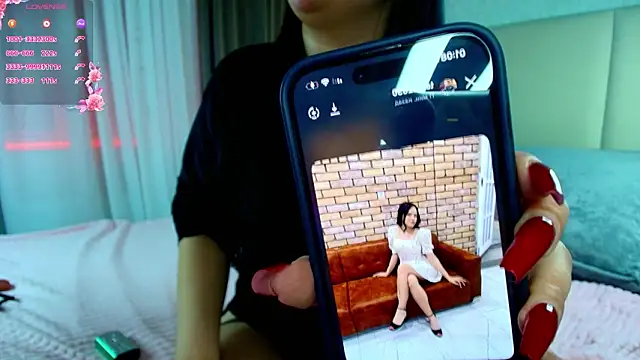 katerine Monroe online show from 5, 3, 2026