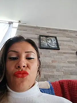 Snapshot of KittyHoleshot87 chatting on 22, 7, 2026 KittyHoleshot87 online show from 22, 7, 2026