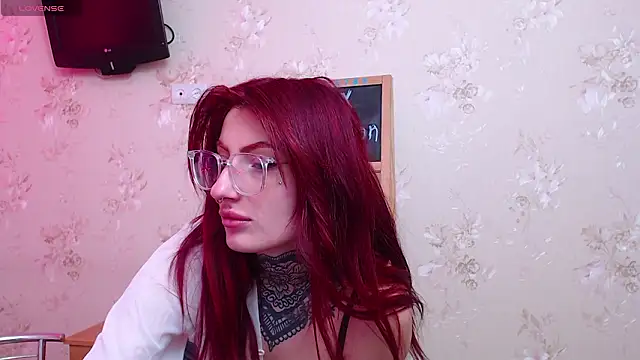 Nina Blum  online show from 3, 2, 2026