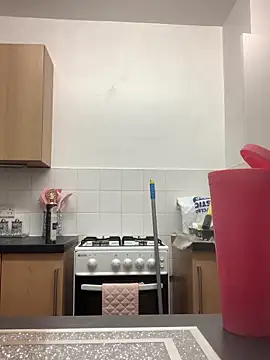 Goldiebaby online show from 31, 10, 2025