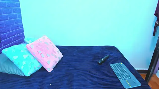 Cora 222 online show from 14, 12, 2025