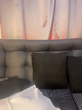 Snapshot of Skarlett_12_ chatting on 2, 2, 2026 Skarlett 12 online show from 2, 2, 2026