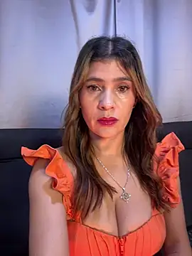 Snapshot of Skarlett_12_ chatting on 5, 2, 2026 Skarlett 12 online show from 5, 2, 2026