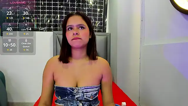 Sofia villareal online show from 18, 11, 2025